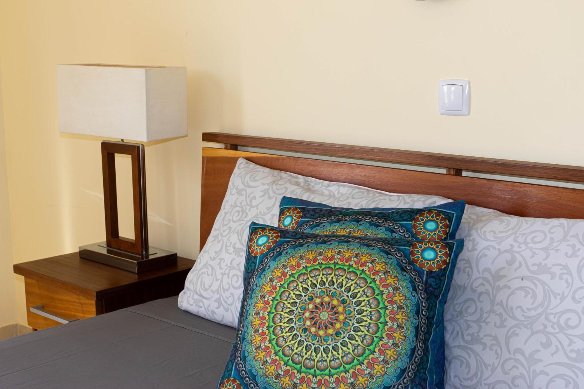 Beauty Plaza Apartaments Santa Maria Bagian luar foto