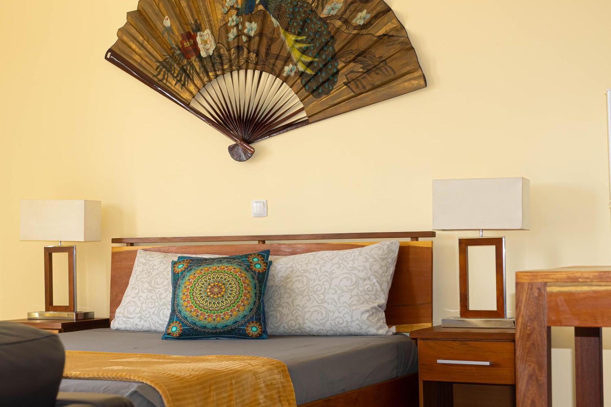 Beauty Plaza Apartaments Santa Maria Bagian luar foto